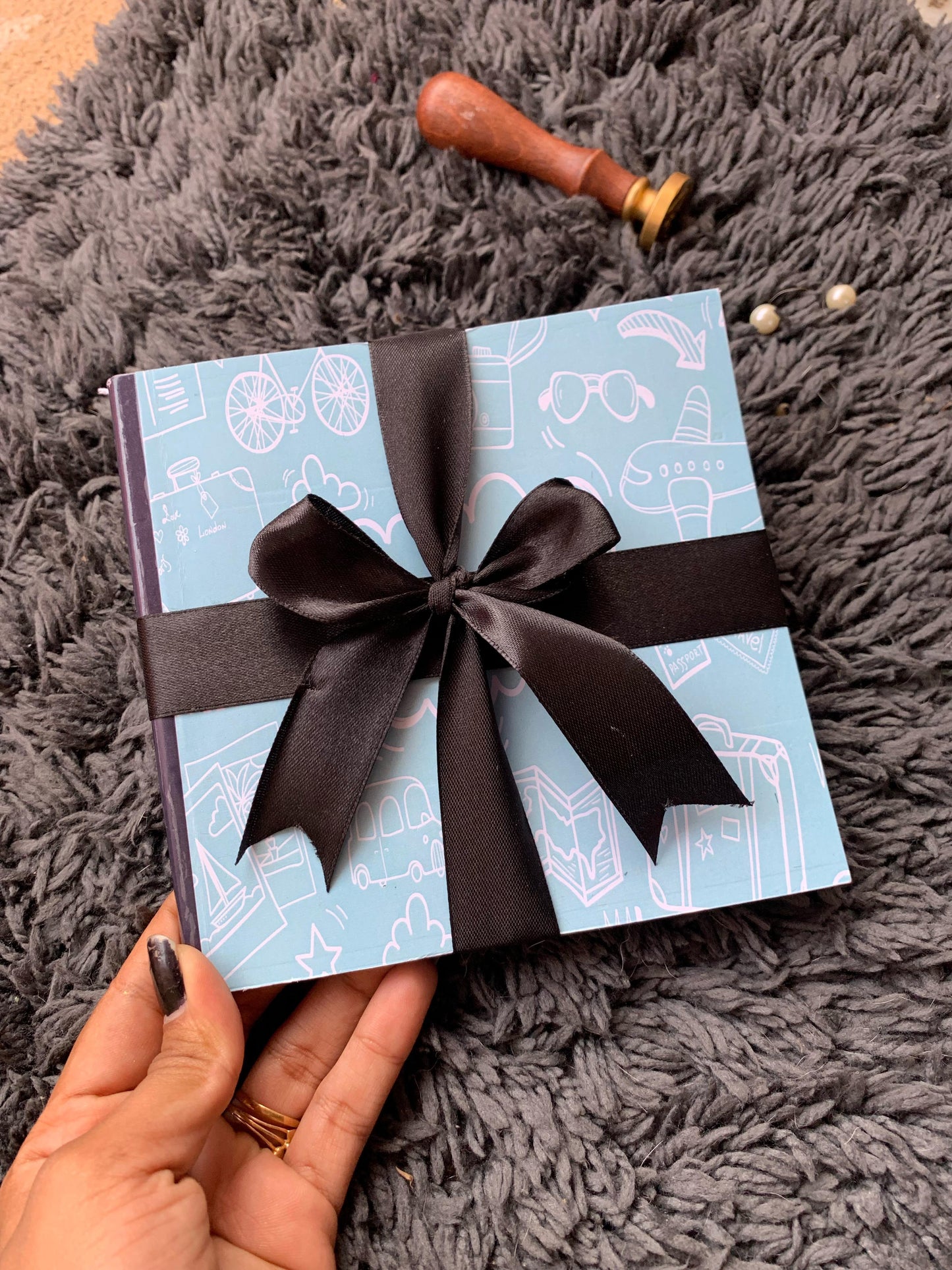 Mini photo album